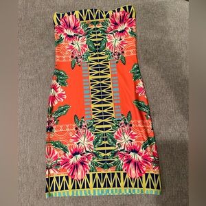 Fun, Cute and Sexy Comfy & Slightly Stretchy Form Fitting Dress! Size Small.